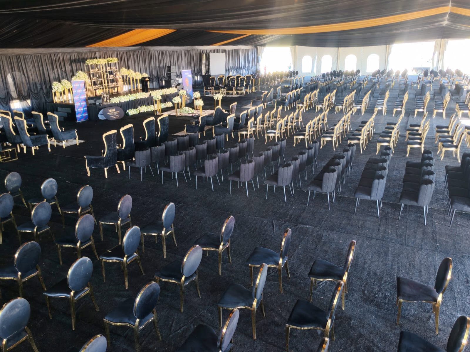 Seating arranged inside a service hall